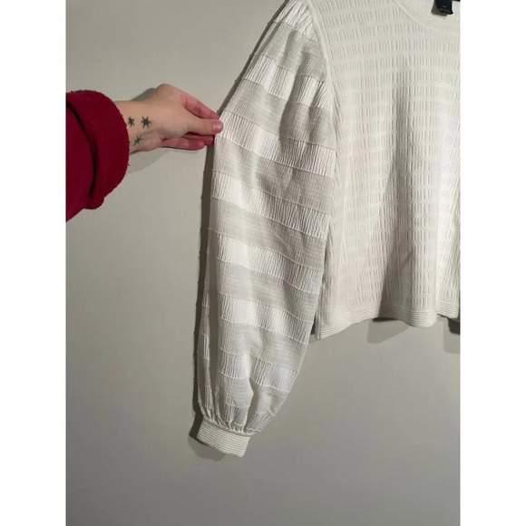 Club‎ Monaco White Woven Sleeve Crew Top - Picture 4 of 9